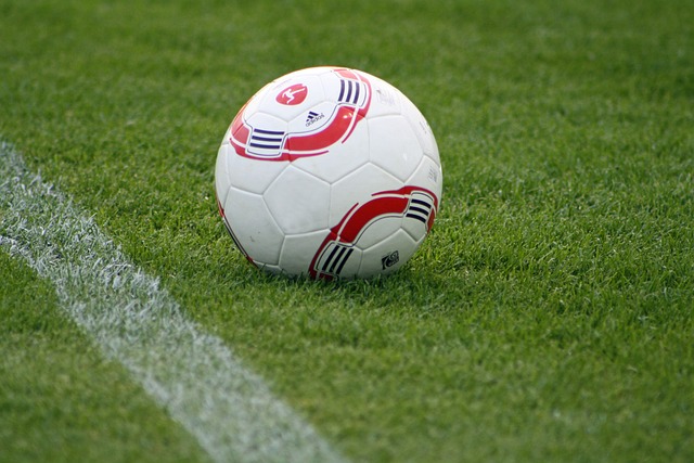 赛中全力以 赛中全力以